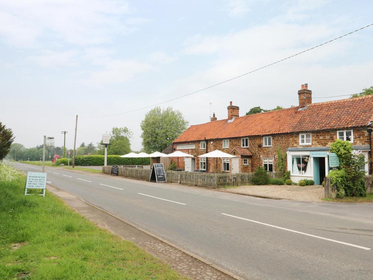 Hayfields Villa Grimston ภายนอก รูปภาพ